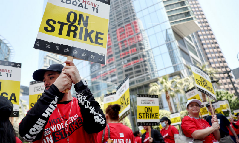 Los Angeles Hotel workers protesting
